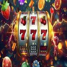 Video live-dealer French Roulette dengan roda berputar dan kontrol taruhan di pekob